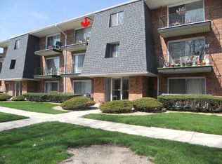 10940 S Keating Ave #3C, Oak Lawn, IL 60453