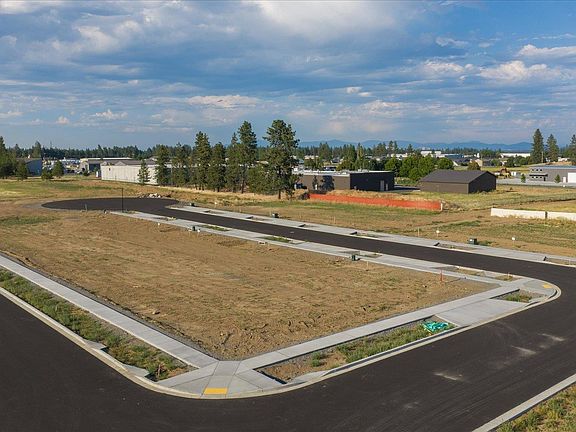 5th image of 4950/4956 S United Rd Lot 18
