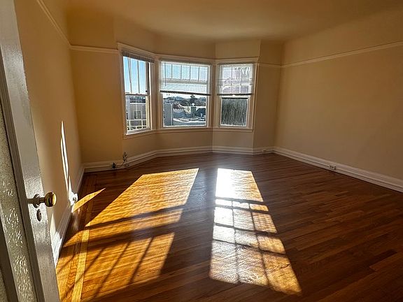 3rd image of 626 33rd Ave #1028R