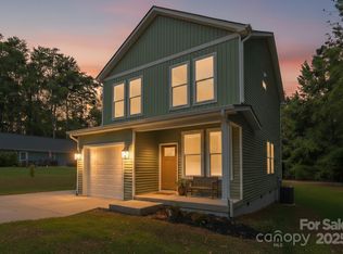 7589 Katherine Dr, Denver, NC 28037