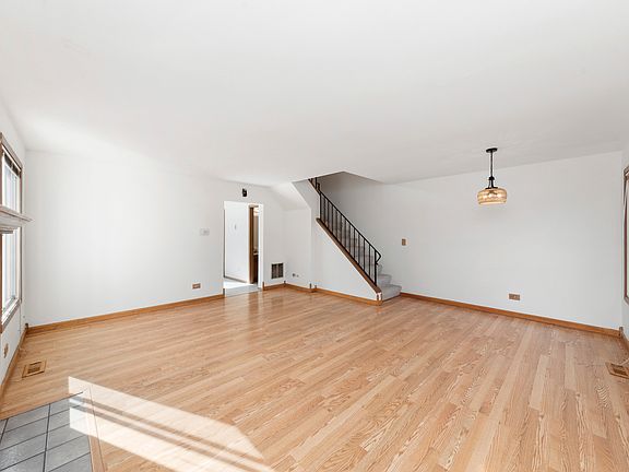 4th image of 1463 Andover Dr
