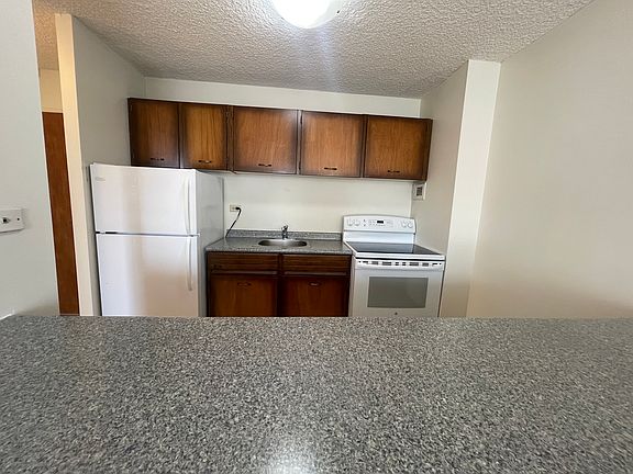 4th image of 9939 115th St NW #1164548