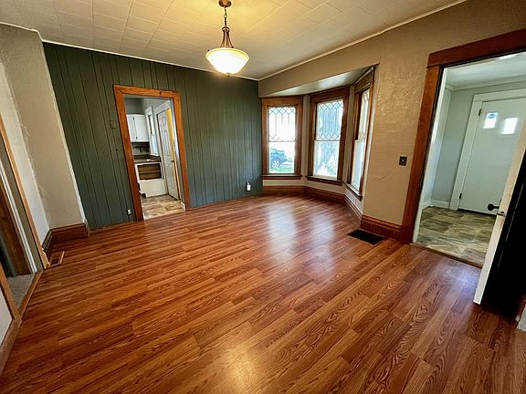 4th image of 1025 3rd St