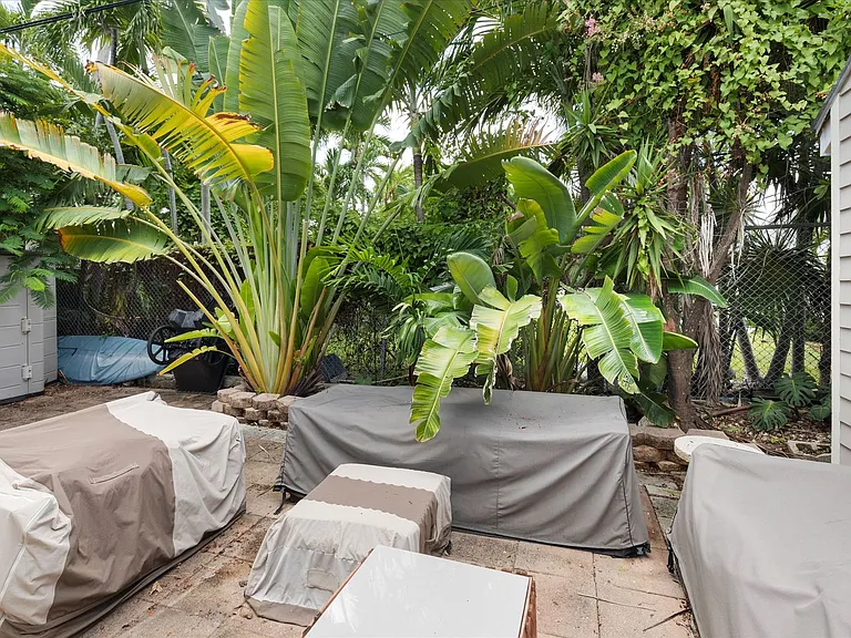 3708 Duck Ave — Photo 4