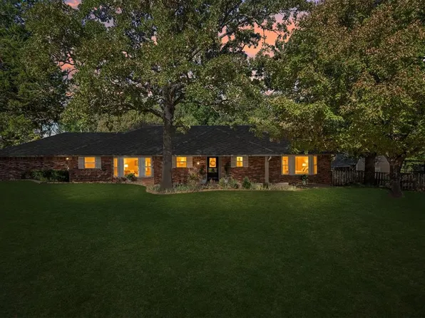 10431 Black Oaks Dr, Oklahoma City, OK 73165