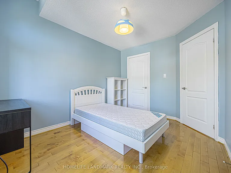 38 Romance Dr — Photo 27