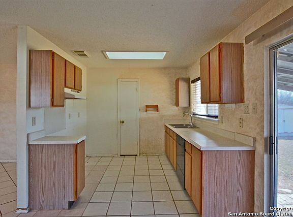 5th image of 5911 Hidden Iron Cir