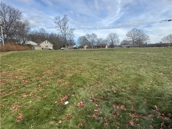 Jennifer Dr, Dover, OH 44622