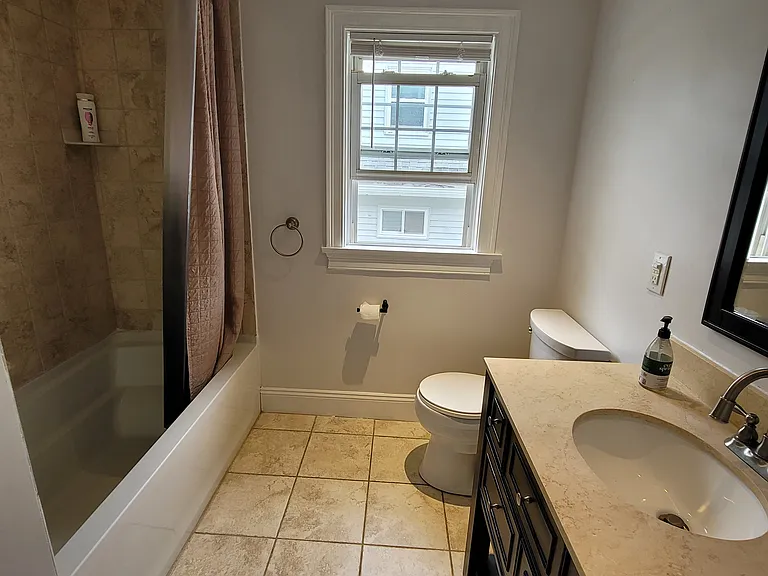 15 Governor Rd — Photo 9