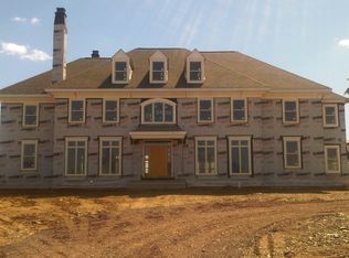 26 Edgehill Ln, Collegeville, PA 19426