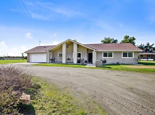 21027 Road 252, Lindsay, CA 93247