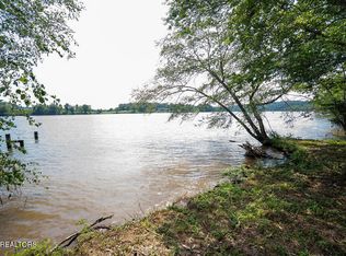 5 & 6 Valley Dr, Loudon, TN 37774