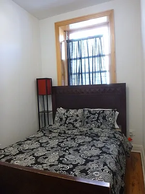 Rented by Bohemia Realty Group | media 32