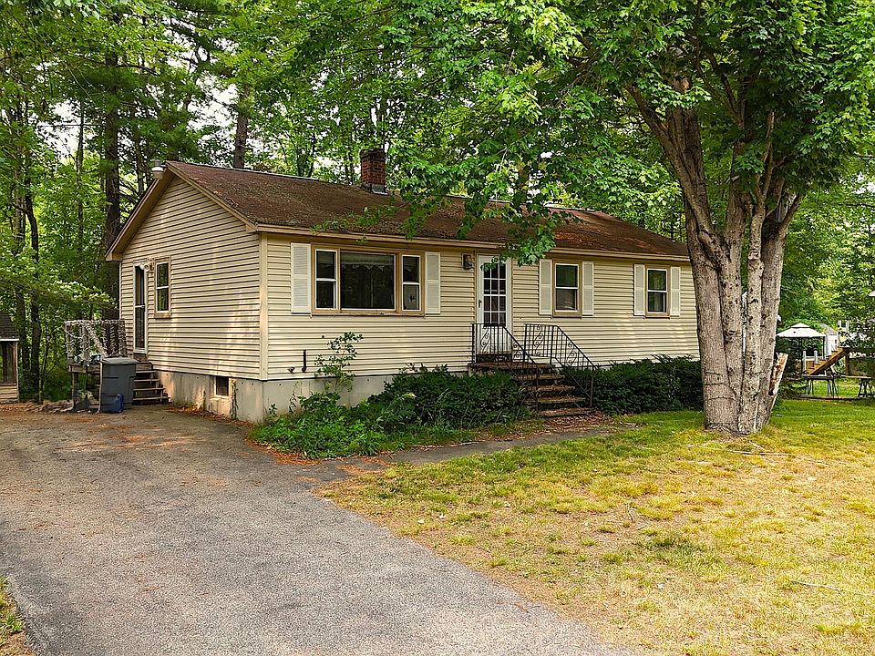 1st image of 16 Pierce Avenue