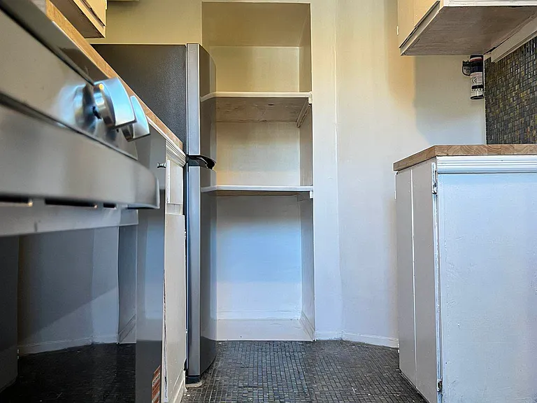 102 Kingston Ave #2A — Photo 8