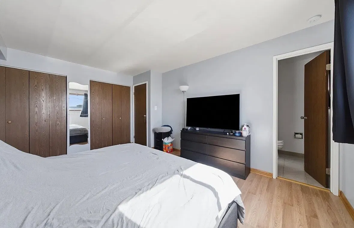 2 bed, $1,600 — Photo 1