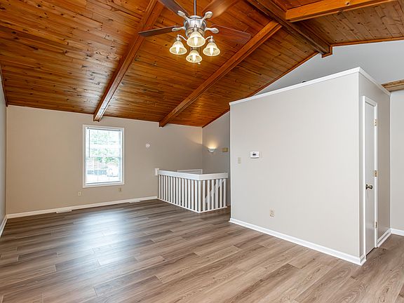 4th image of 569 El Paseo Pl