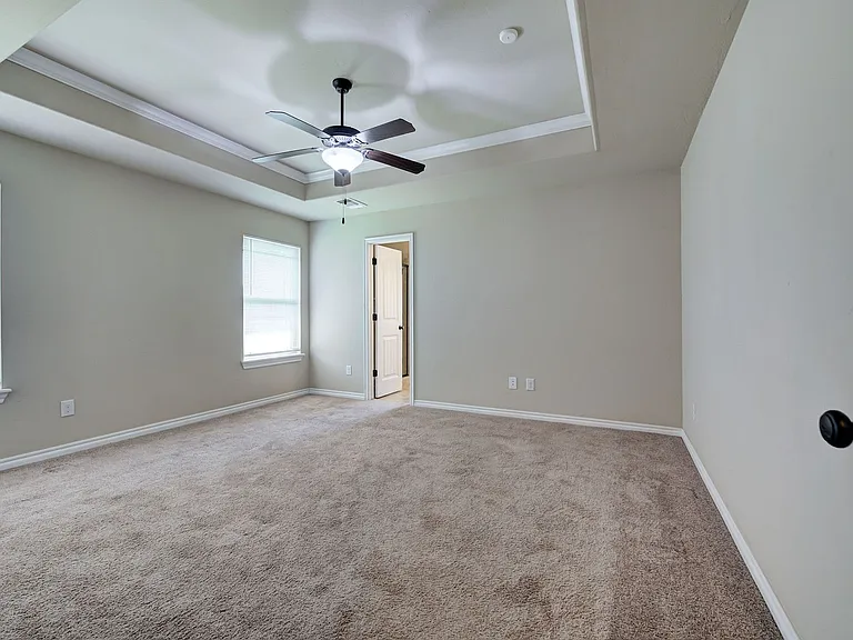 915 Lazywood Dr — Photo 21