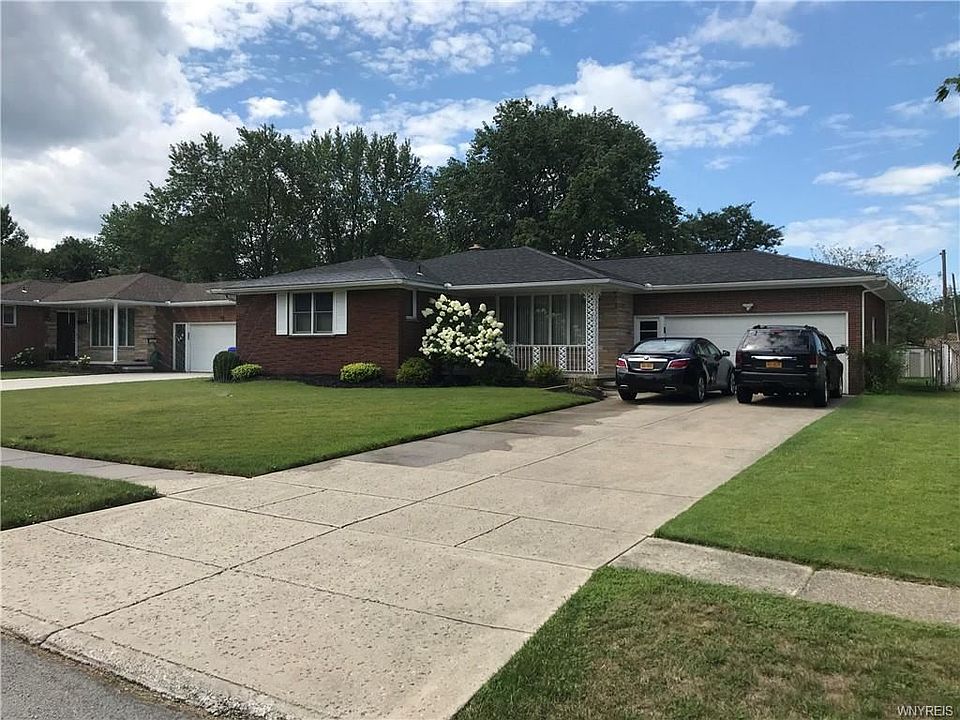 1st image of 349 Woodward Dr