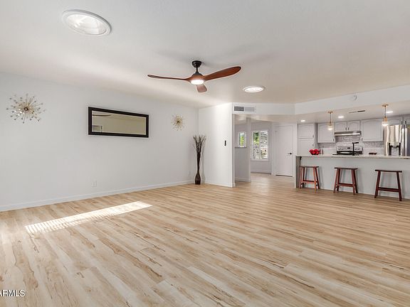 5th image of 13634 N 21ST Avenue