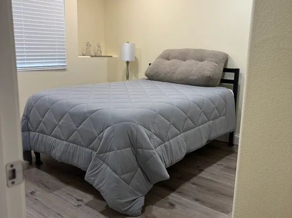 2918 Dunkirk Dr, Oxnard, CA 93035