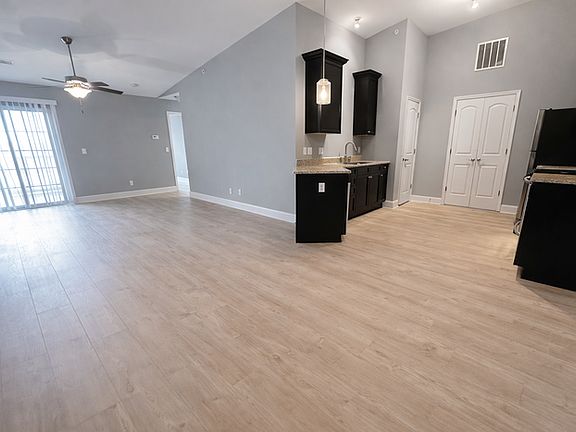 4th image of 6411 Brookfield Court Dr APT 205