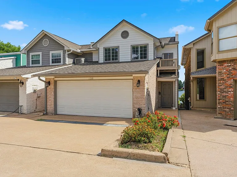 1208 Lake View Dr — Photo 5