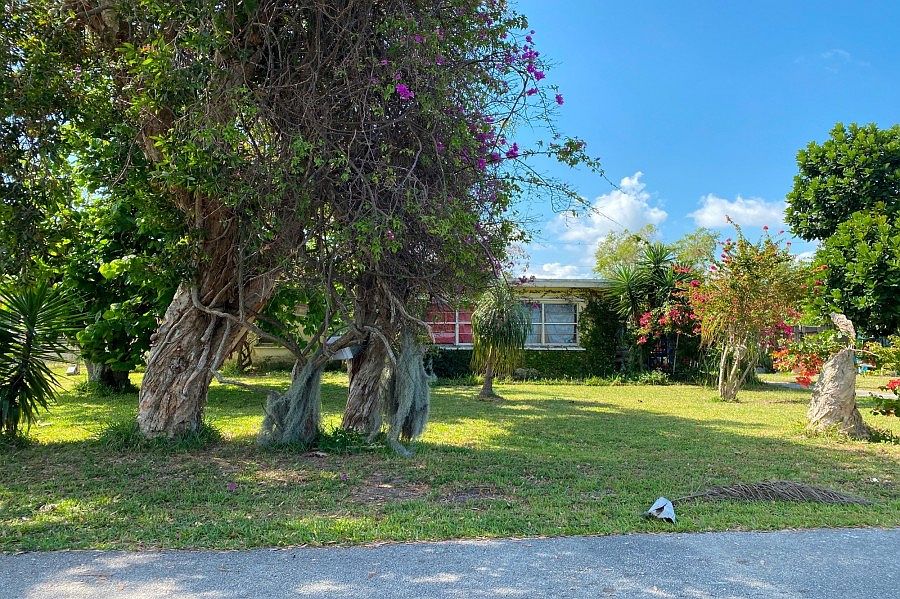1st image of 4186 Bougainvilla St