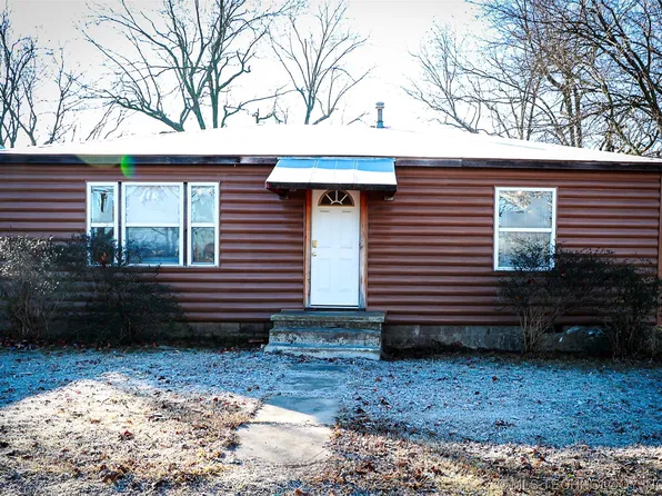 231 W 14th St, Ada, OK 74820