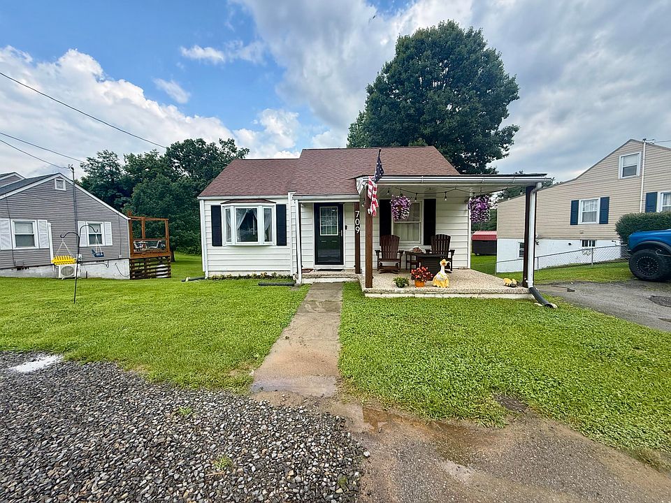 1st image of 709 Woodland Rd