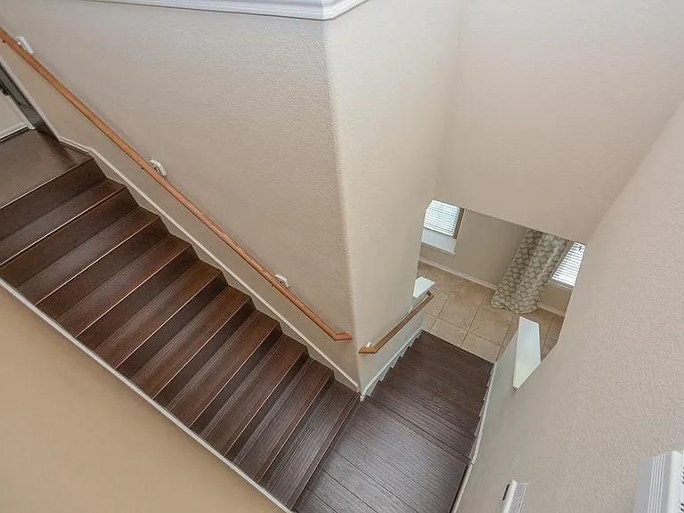 6490 Calgary Woods Ln — Photo 16
