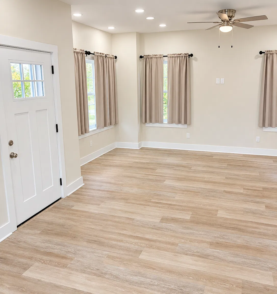3 bed, $1,800 — Photo 2