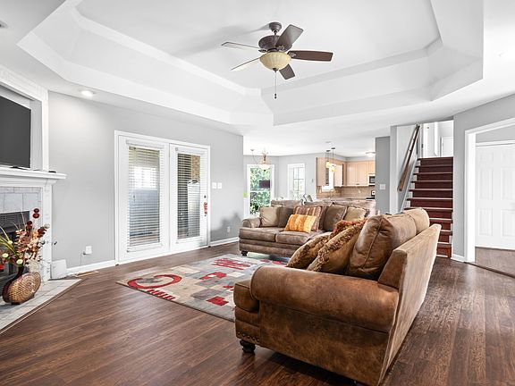 4th image of 3600 Millington Dr
