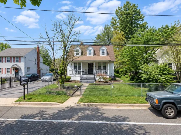 2631 Parkland Dr, District Heights, MD 20747
