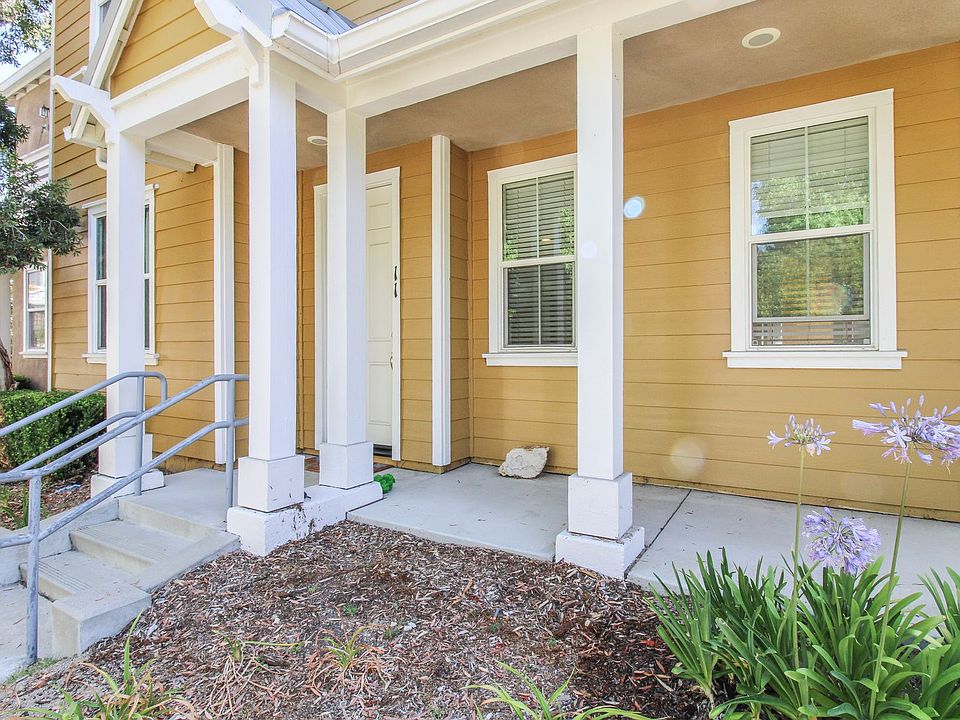 1st image of 3591 Sacramento Dr APT 11
