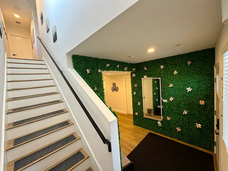 12620 S Hoover St — Photo 19