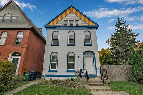 144 Cottage St #3 Photo 1