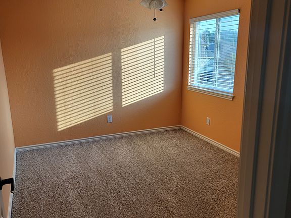 3rd image of 6801 Tudor Dr