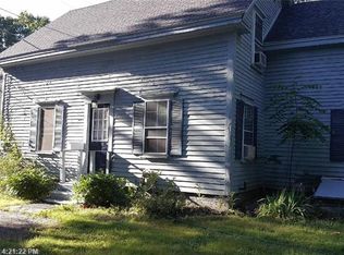 19 Clinton St, Gardiner, ME 04345
