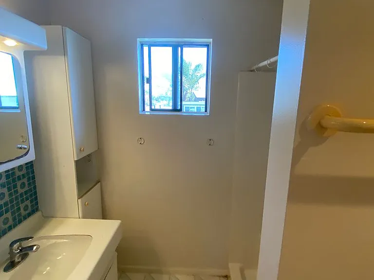 6773 Del Playa Dr — Photo 16