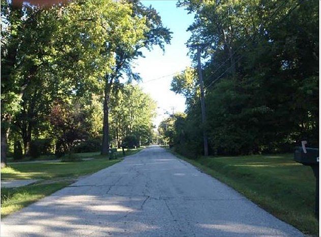 2nd image of 427 Morgan Dr