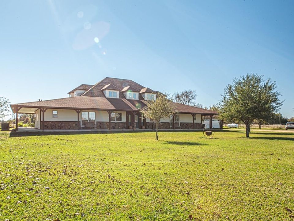 1st image of 7643 Farm Road 1502