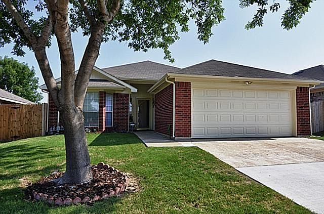 1st image of 809 Mancuso Dr