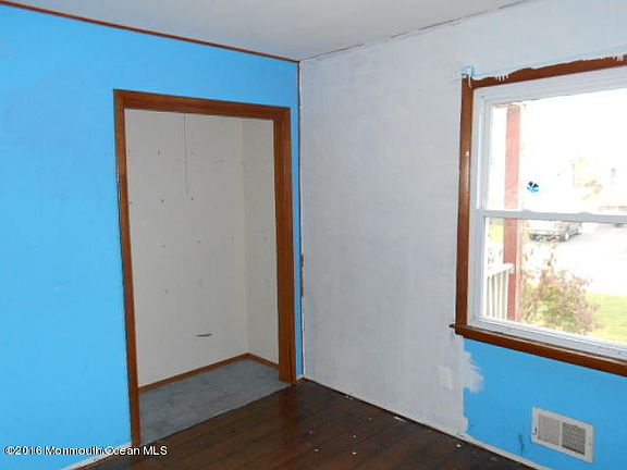 5th image of 616 Monmouth Ave