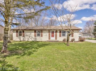 34665 Sabin St, Memphis, MI 48041