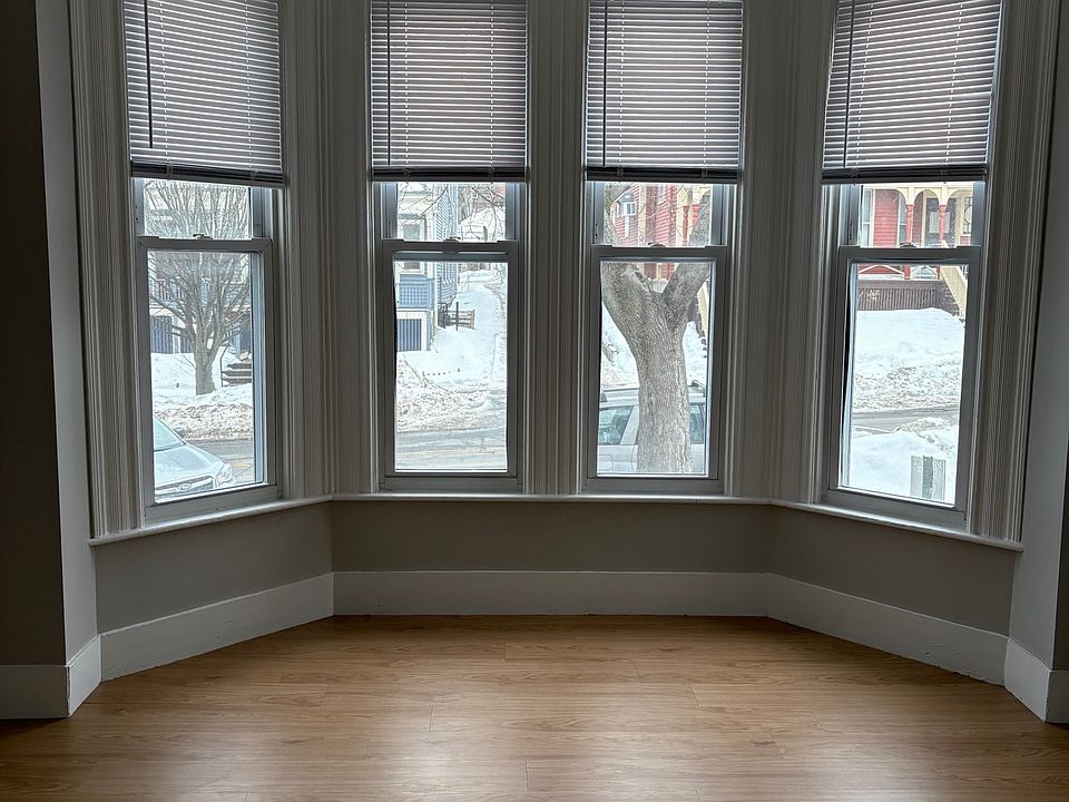 1st image of 545 Cumberland Ave APT 1