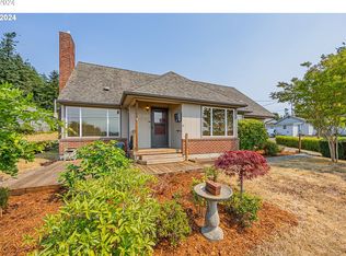 1050 N Henry St, Coquille, OR