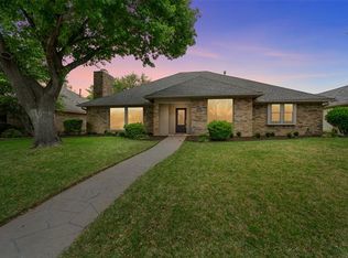 6427 Barfield Dr, Dallas, TX 75252