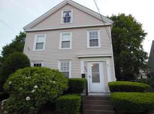 298-300 Nahatan St, Norwood, MA 02062