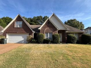 9480 Grove Rd, Cordova, TN 38016